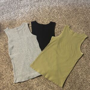 LIKE NEW! Nine West sleeveless tank bundle!